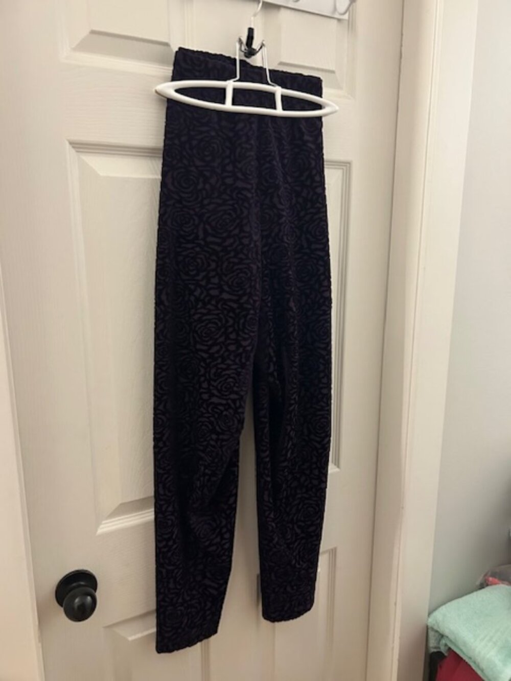 Kate and Leo Leggings